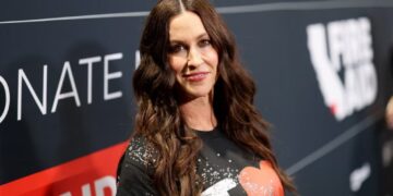 Alanis Morissette Claps Back at ‘Ironic’ Critics 30 Years Later: ‘I’m Obsessed With Linguistics … I Also Don’t Care’