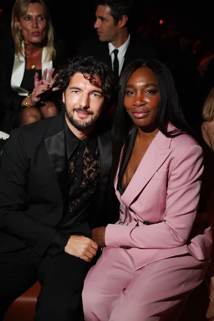 MILAN, ITALY - FEBRUARY 25: Andrea Preti and Venus Williams attend the front row at the Dsquared2 F/W 2025 - 2026 runway during the Milan Fashion Week - Womenswear Fall/Winter 2025/2026 at on February 25, 2025 in Milan, Italy. (Photo by Alessandro Levati/Getty Images for Dsquared2)
