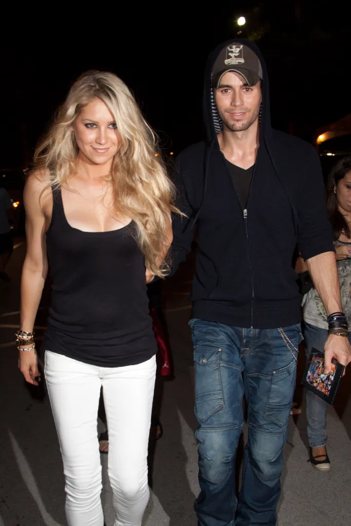 Anna Kournikova and Enrique Iglesias at Sun Life Stadium.