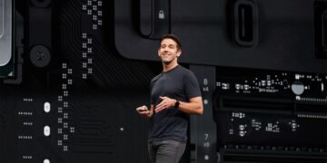 As Key Talent Abandons Apple, Meet the New Generation of Leaders Taking On the Old Guard