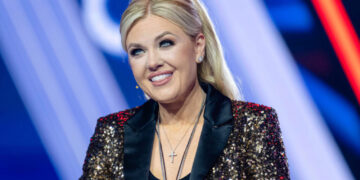 Erika Kirk endorses JD Vance for president