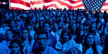 ‘Can smell decay’: Expert says MAGA breaking down as Trump’s ‘power’ wanes