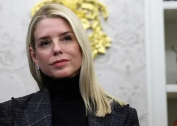 Pam Bondi hit with urgent sit-down demand over Epstein files