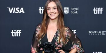 Billie Lourd Remembers Carrie Fisher on 9th Anniversary of Her Death: ‘Joy Wouldn’t Be Possible Without My Mom’