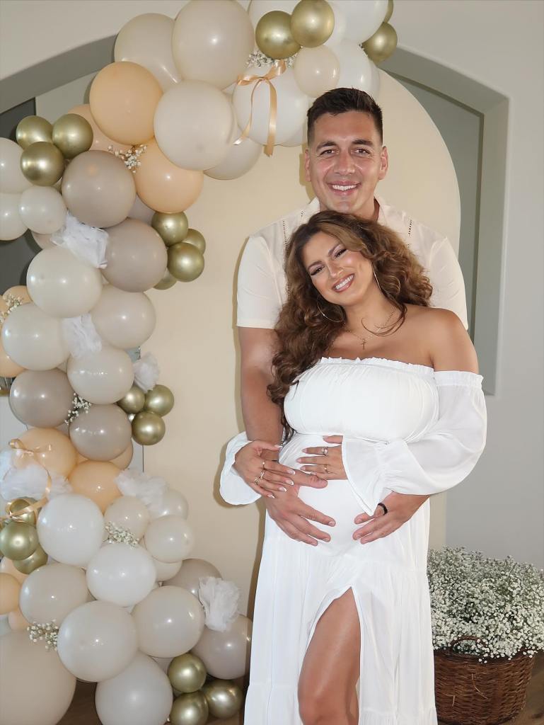 Tori Kelly and André Murillo