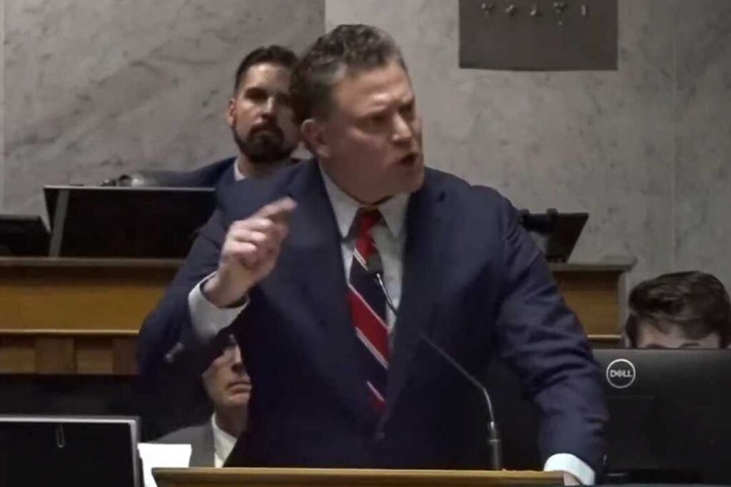 ‘Sign it!’ Red state Republican yells at GOP colleagues opposing ‘political’ redistricting