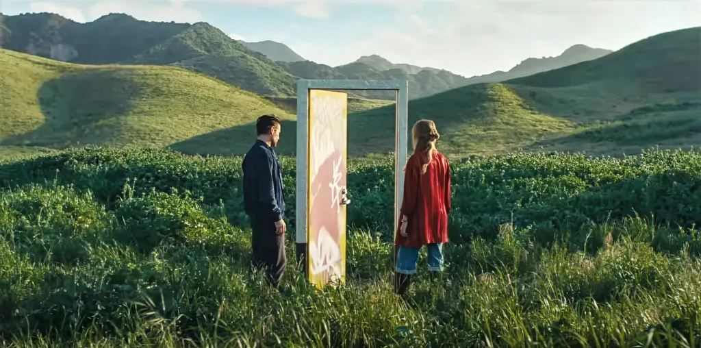 Colin Farrell and Margot Robbie in 