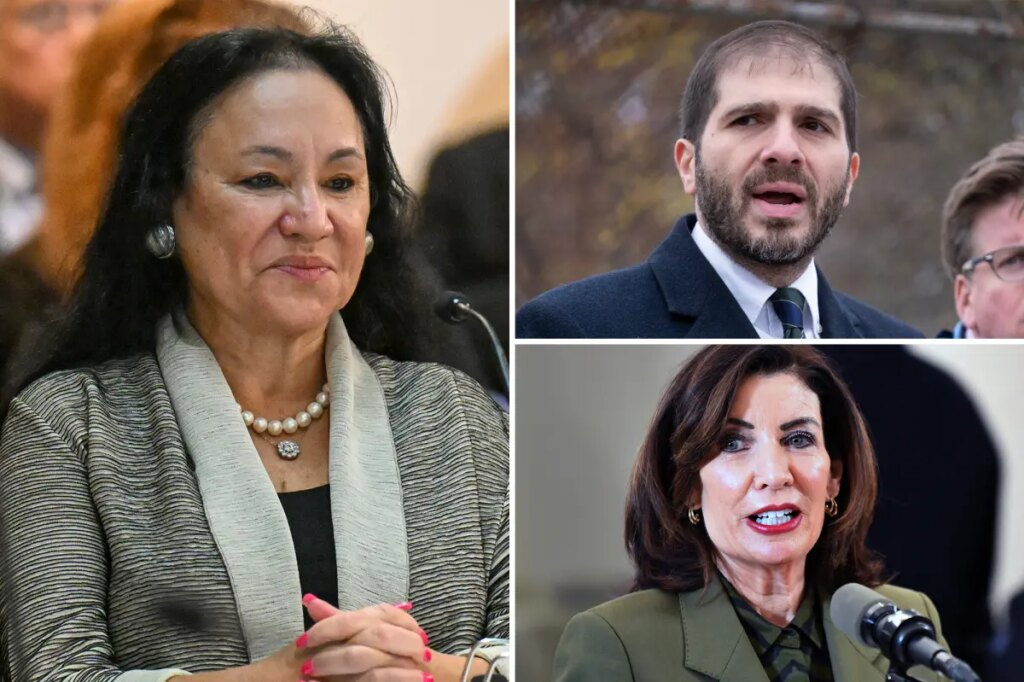 NY education officials won’t say if state is complying with ‘FAFSA’ law meant to grant access to $1B in fed aid