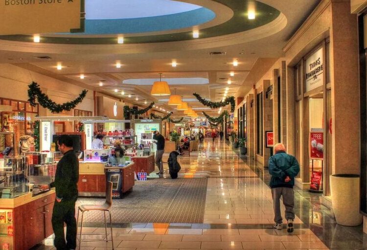 White House economist touts ‘good news’ for Black Friday despite alarming figures