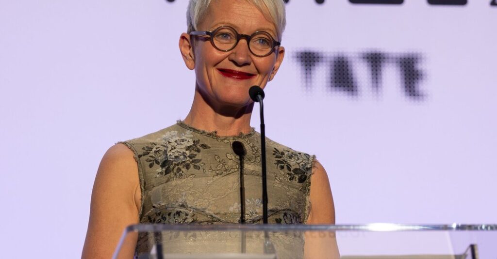 Tate Museums Are in Choppy Waters. Now, Their Director Is Leaving.