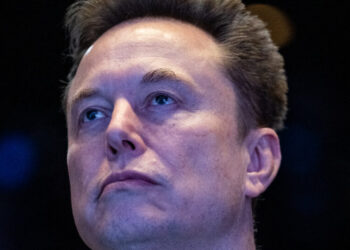 Elon Musk’s Foundation Grows to $14 Billion, but Gives Little to Outsiders