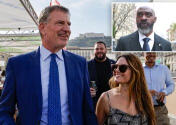Thirsty Bill de Blasio brings his awkward date life ‘drama’ to election as ex quits campaign