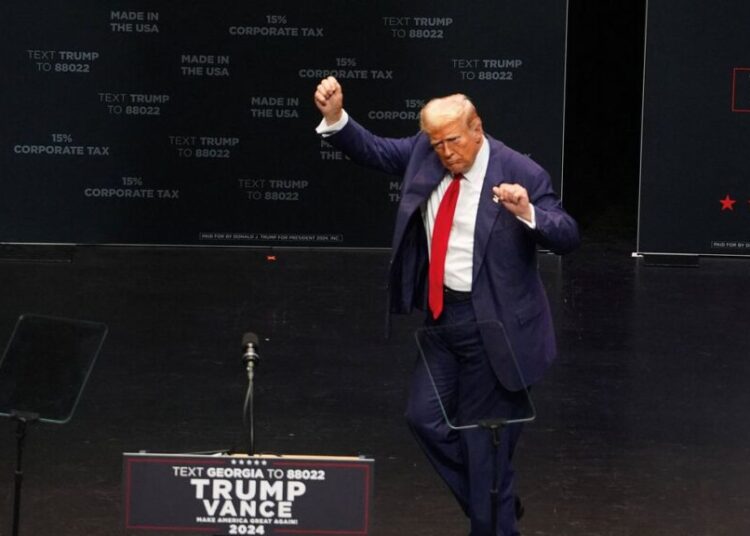 Outrage as Trump quietly mulls fresh ‘tax windfall’ for corporations