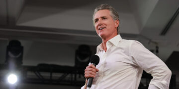 Democrats gather in California feeling sunny once again