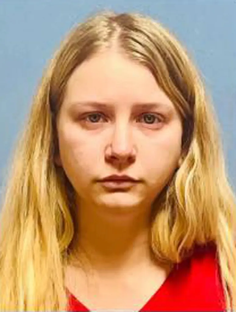 Mugshot of Erin Sauls.