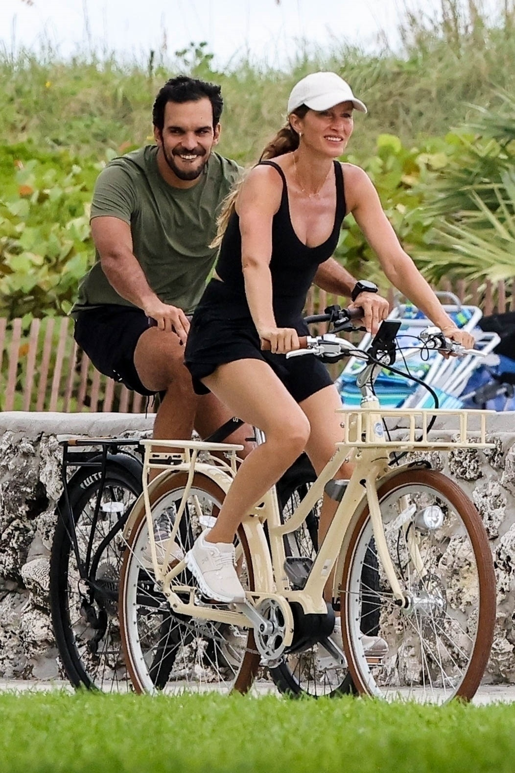 Gisele Bündchen and Joaquim Valente on a relaxing bike ride.