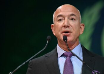 Top editors irked as Jeff Bezos’ Washington Post churns out ‘error-riddled’ AI podcasts