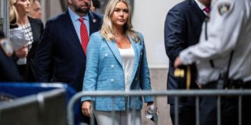 ‘Live, laugh, lie’: Karoline Leavitt’s homey office decor mocked after photo shoot