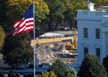 Trump’s $300M White House ballroom makeover gets green light