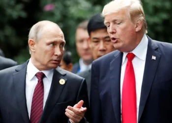 Ex-GOP rep says Russia ‘on the verge of collapse’ as Trump wades into peace talks