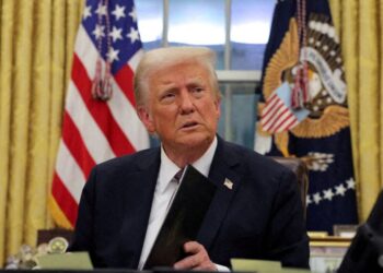 ‘Very bad sign’: Experts warn sloppy Supreme Court language paves way for Trump successors