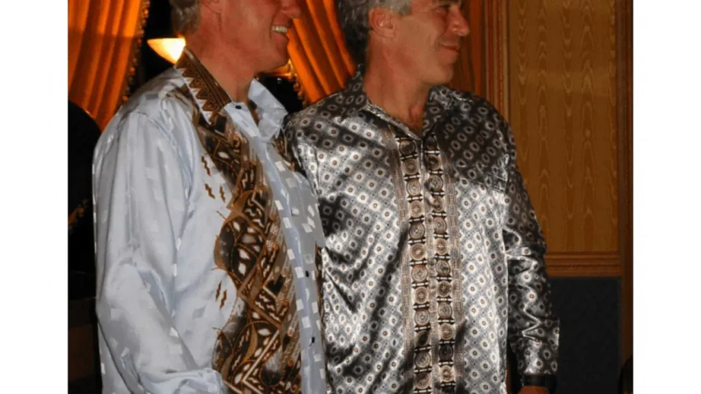 ‘What a surprise’: Internet scoffs as ‘everyone except Clinton’ redacted in Epstein dump