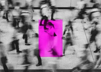 7 Useful Tips for Anyone Connecting to Public Wi-Fi