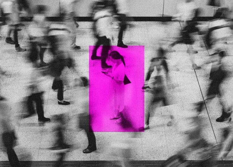 7 Useful Tips for Anyone Connecting to Public Wi-Fi