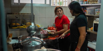 Spain Sees Itself as a Beacon for Immigrants. So Do Many Latin Americans.