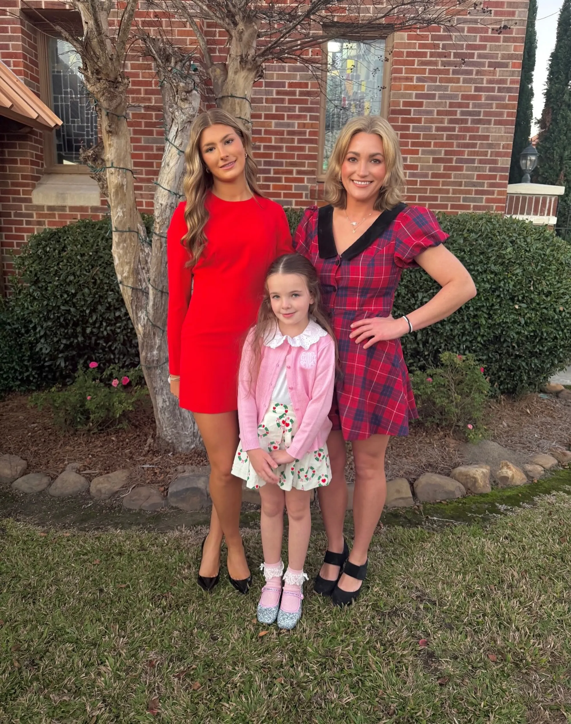 Jamie Lynn Spears with her two daughters.
