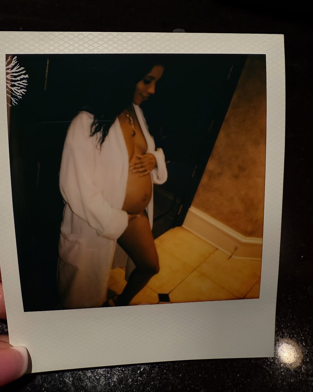 Jasmin Brown baby bump pic