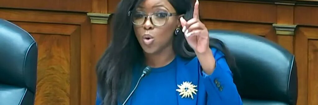 ‘How dare you?’ Jasmine Crockett dig at GOP hypocrisy sends Newsmax into spiral