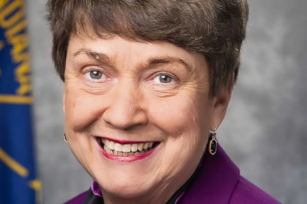 Republican targeted by pipe bomb threat for refusing Trump’s demand