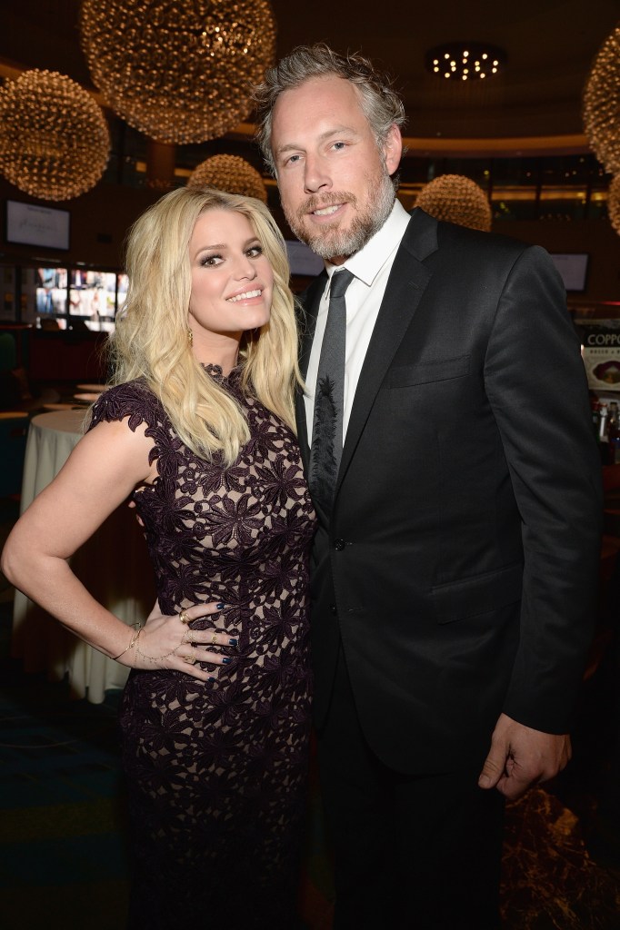 Jessica Simpson and Eric Johnson at the 2016 YMA Fashion Scholarship Fund Geoffrey Beene National Scholarship Awards Dinner.