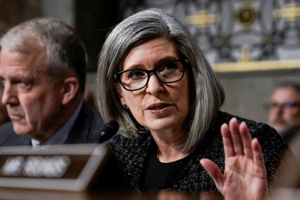 ‘McScuse me?’ Senate Republican under fire over food stamp crackdown bid