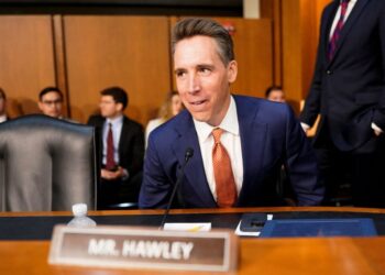 GOP insiders warn huge debate threatens to tear ranks apart: ‘We don’t really care’