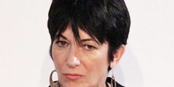 Pardon-seeking Ghislaine Maxwell poised to drop damaging leaks to ‘send a message’: expert