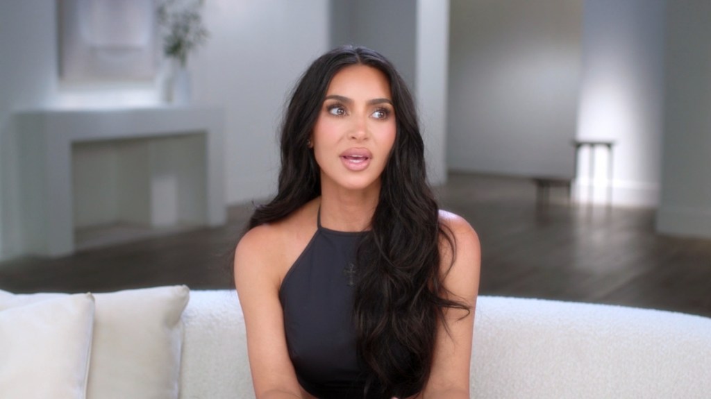 Kim Kardashian recounting the Paris robbery.