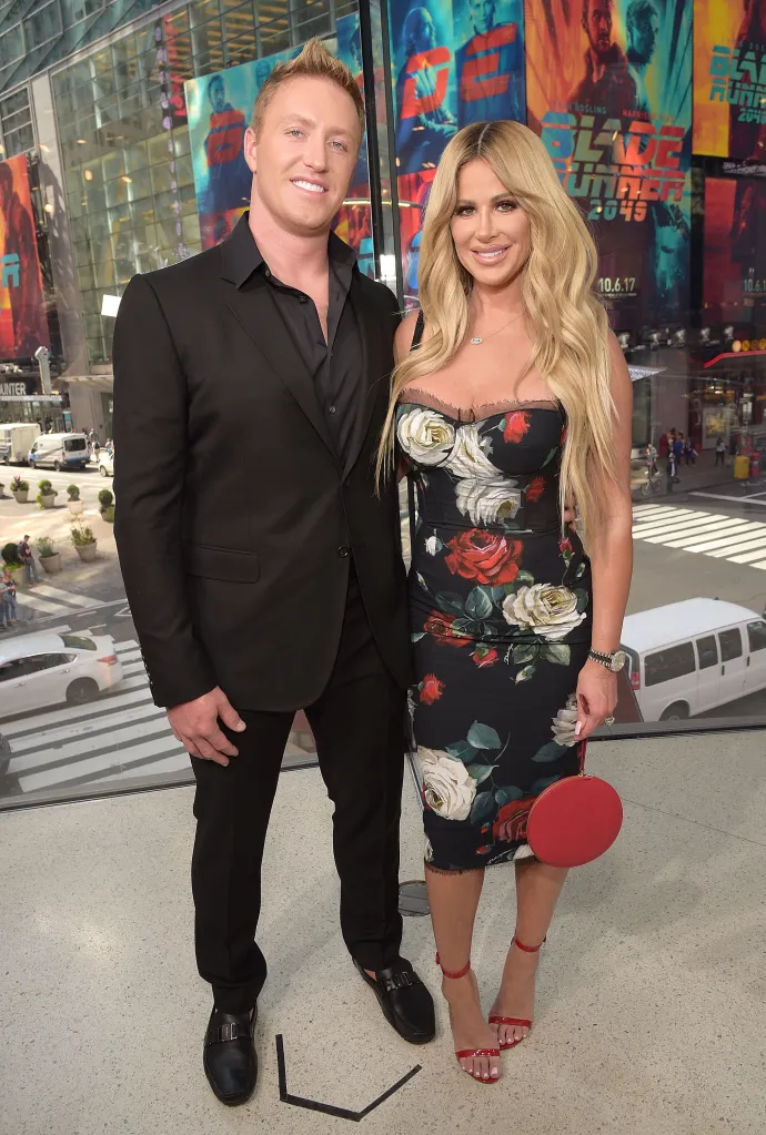 Kroy Biermann and Kim Zolciak visit 