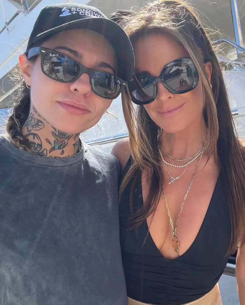 Kyle Richards and country music star Morgan Wade posing for a photo.