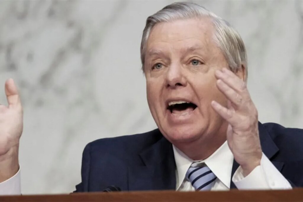 Lindsey Graham ridiculed after bizarre call for Pope to be on ‘right side of history’