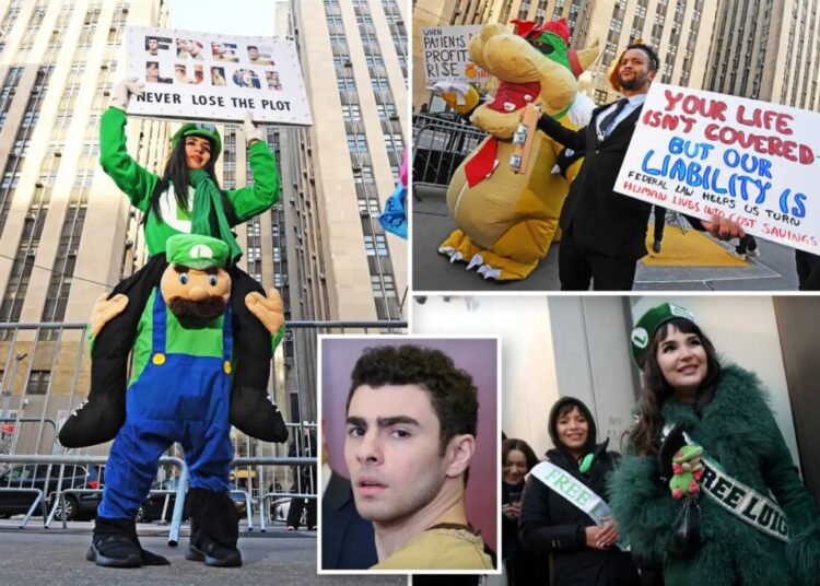 Loony Luigi Mangione fans dress up, line up for chance to see alleged cold-blooded killer in NYC court