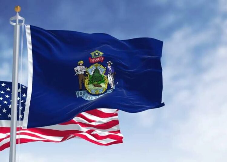 ‘He’s leading by a lot’: Progressive surges in polls in key Senate primary