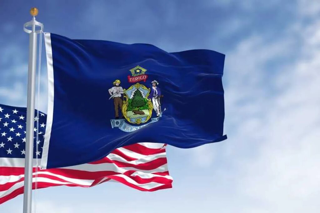 ‘He’s leading by a lot’: Progressive surges in polls in key Senate primary