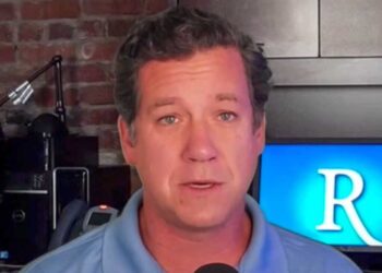 ‘Not what we voted for’: MAGA pollster finds Trump ‘losing Republicans’