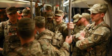 ‘Goosebumps’: Ex-prosecutor in awe as Trump told ‘get your damn hands off’ National Guard