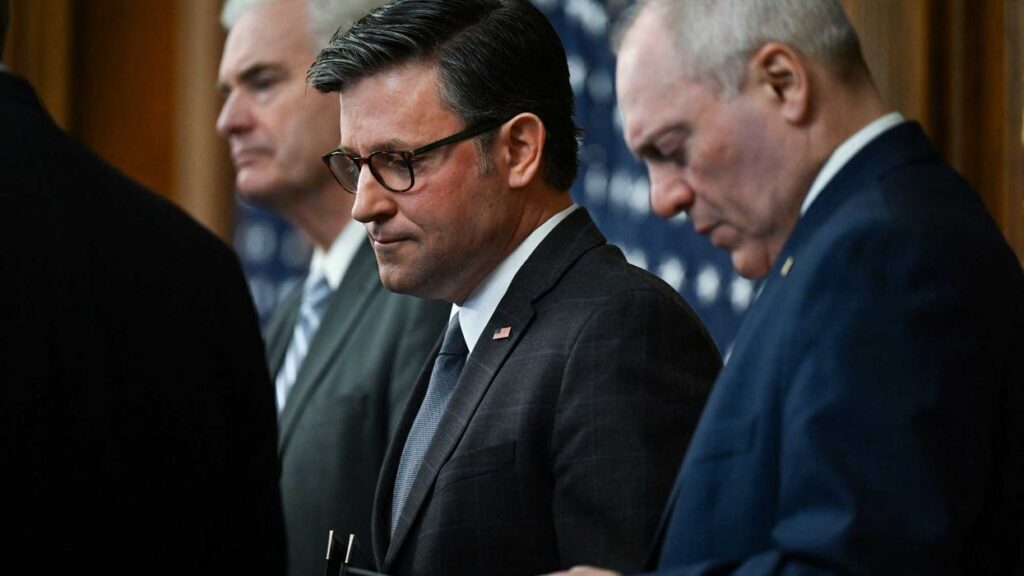 ‘Disaster’: Scrambling Republicans admit ‘clear warning signs’ of impending midterm doom