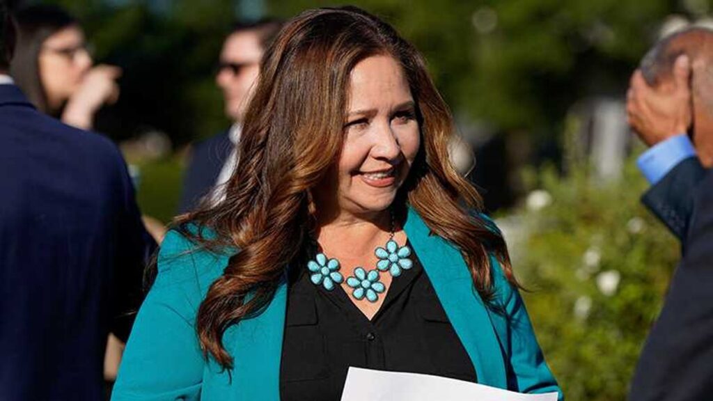 ‘Not true!’ Desperate Trump official tries to deny lawmaker was pepper-sprayed