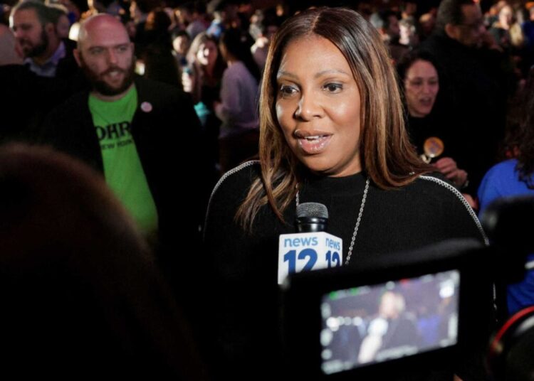 ‘The ham sandwich wins’: Trump admin shamed over another failure to indict Trump foe