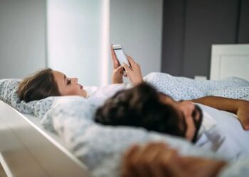 Dear Abby: My husband shared a bed with a female family friend half his age — then he did it again